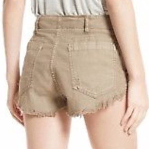 Free People frayed beige cutoff shorts Sz 2 - Picture 2 of 8